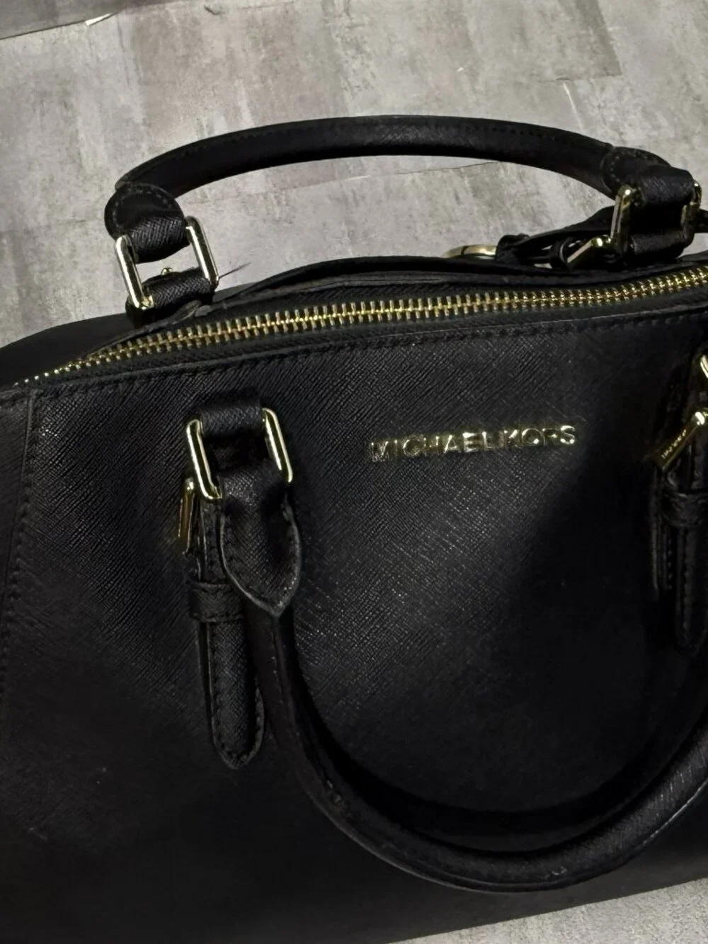 Michael Kors Selma Large Saffiano Leather Satchel - Black